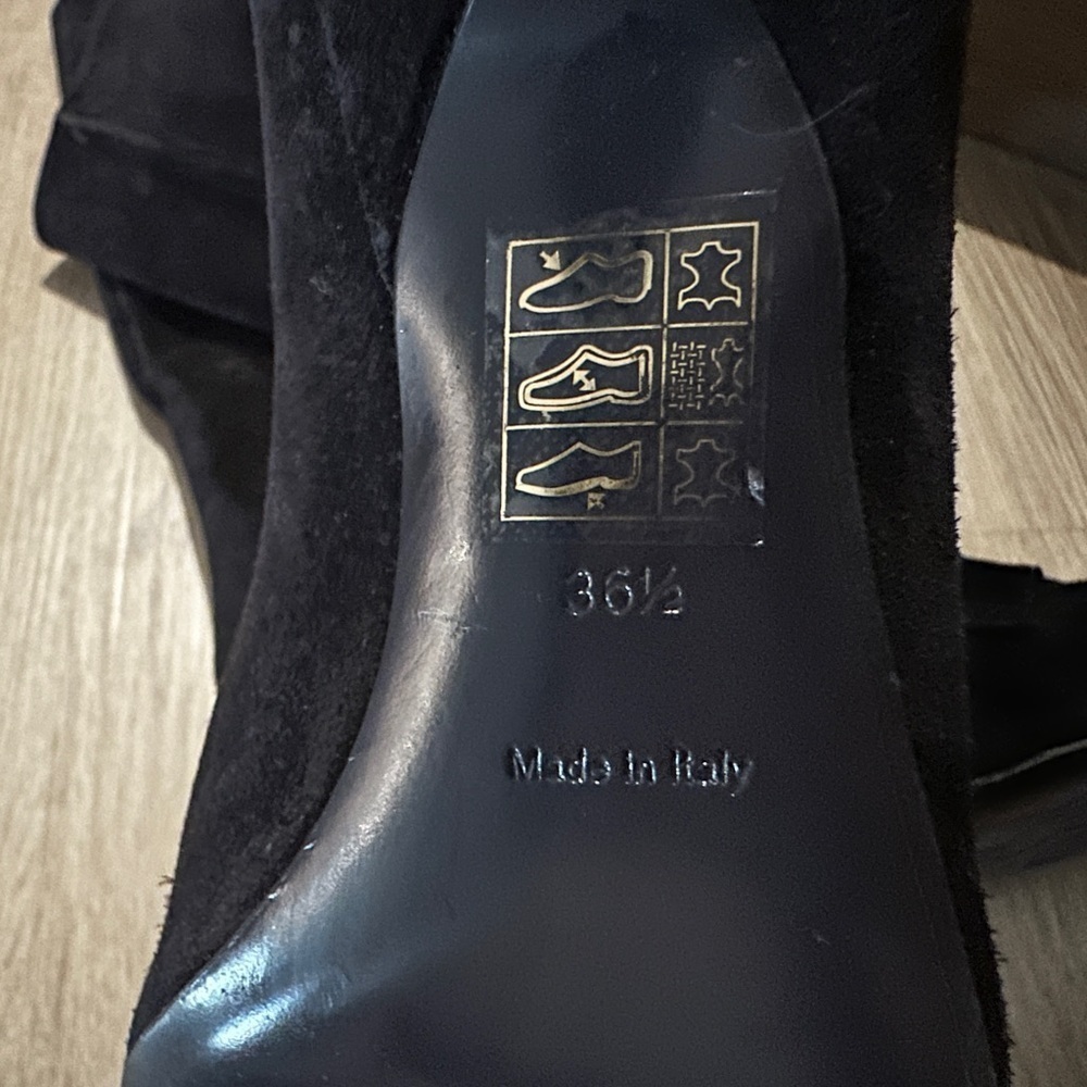 New Burberry Storm Black Suede Knee High Boots Size 36.5 - Picture 6 of 8